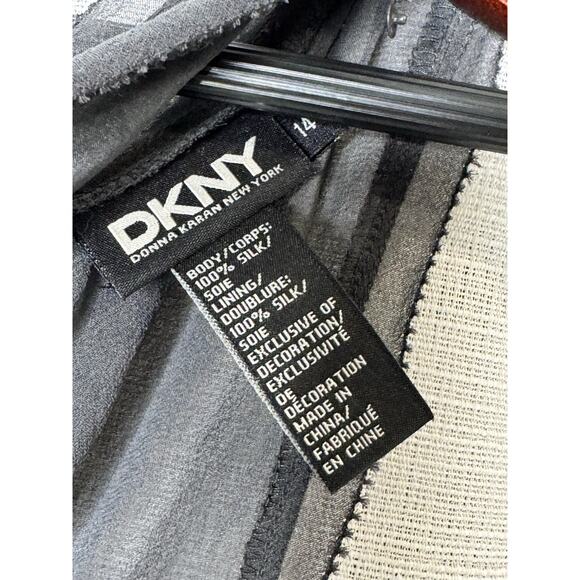 DKNY Silk Sleeveless Layered Shell Top Size 14 Gray Ruffles Sequins Rosette - Picture 3 of 5